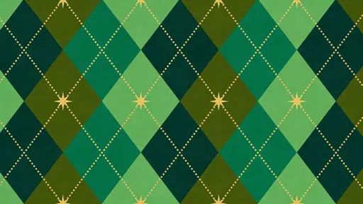 Argyle Diamond Pattern in Greens