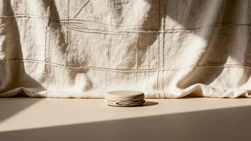 Fabric background with shallow light 16:9